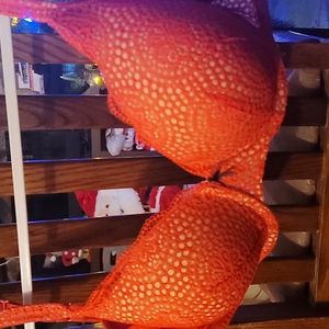 Cacique Tshirt Bra 42D